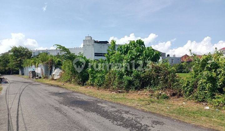 Tanah Zona Perdagangan (Red Zone) di Dewi Sri Kuta Bali