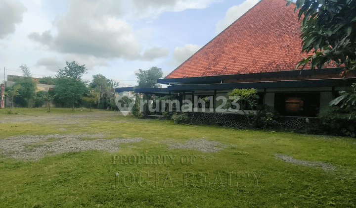 Tanah Pekarangan Super Luas Bonus Bangunan Peninggalan Belanda Ditengah Kota Yogyakarta