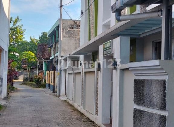 Dijual Kost Putri Eksklusif 18 Kamar Dekat Kampus Unisa Gamping Sleman