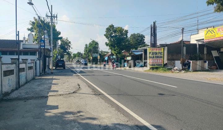 Tanah Cantik Dijalan Utama Jalan Parangtritis Yogyakarta