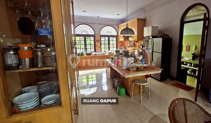 Dijual Rumah Besar 2.600M2, Asri & Siap Huni (Jakarta Timur)