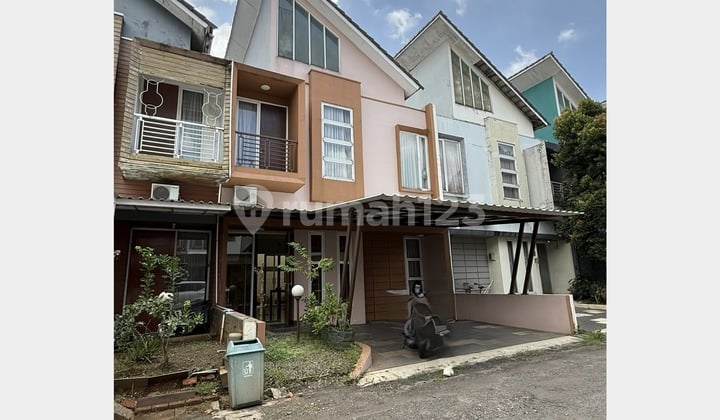 Rumah Bagus Siap Huni 2 Lantai di Bintaro Terrace 2, Tangerang Selatan