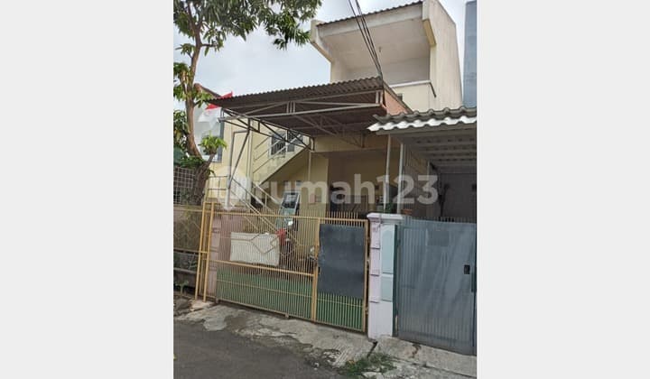 East-Facing House in Sector 6 Gading Serpong, Tangerang