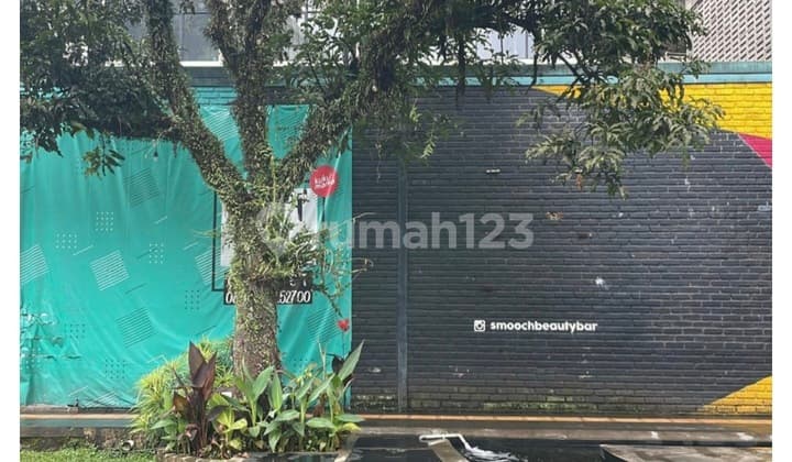Ruang Usaha Pusat Kota Bandung Jalan Riau