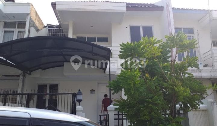 Dijual Rumah 2 Lantai Modernland