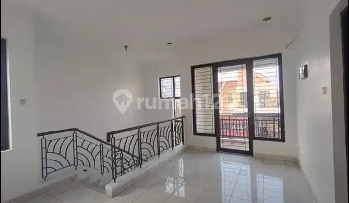 Murah.. Rumah Minimalis Dekat Taman