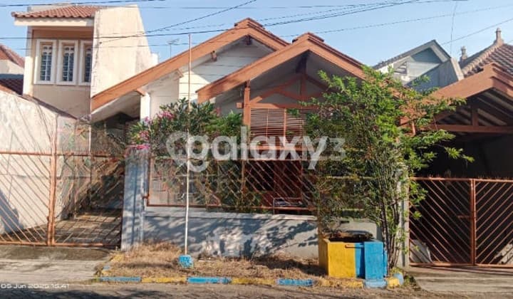 Rumah Rungkut Mapan Tengah