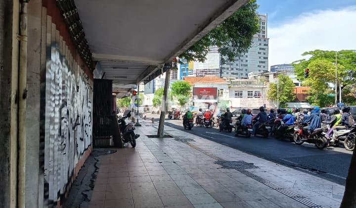 Sewa Ruko 3 Lantai Gemblongan Surabaya Pusat