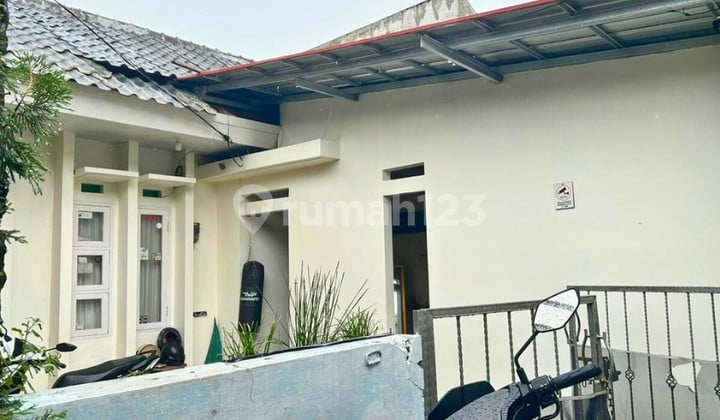 Rumah Suasana Tenang Nyaman Beji Depok