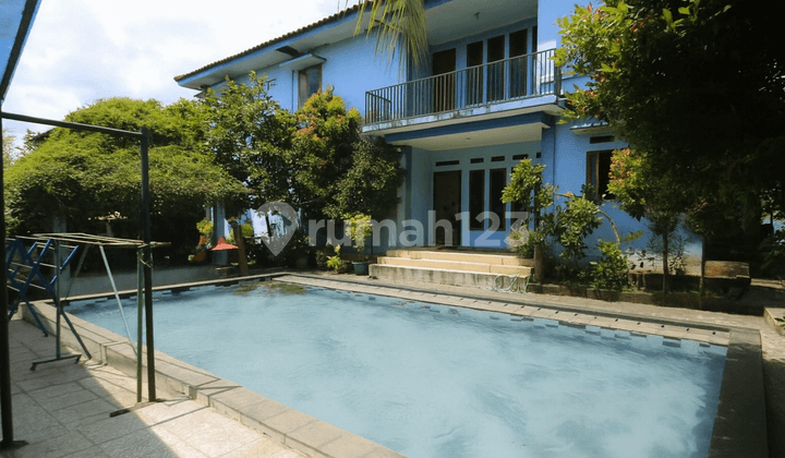 Rumah Hitung Tanah Ada Kolam Renang Pancoran Mas Depok