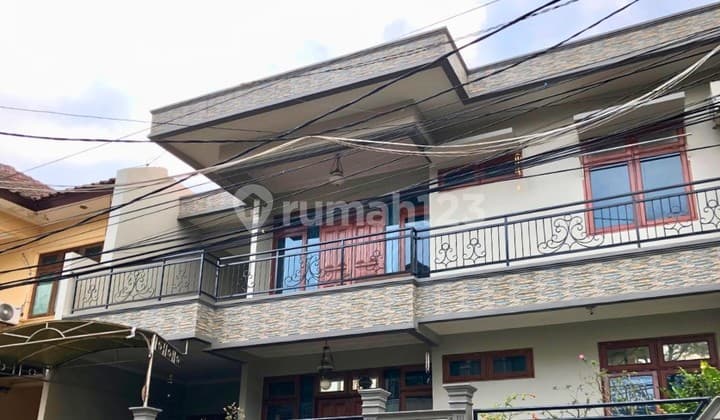 Rumah Mewah untuk Hunian Keluarga Maupun Home Office Pondok Gede
