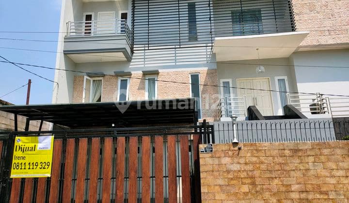 Dijual Rumah Di Sentul Serkuit Dekat Tol Jagorawi. Besar Rapih Bebas Banjir Aman