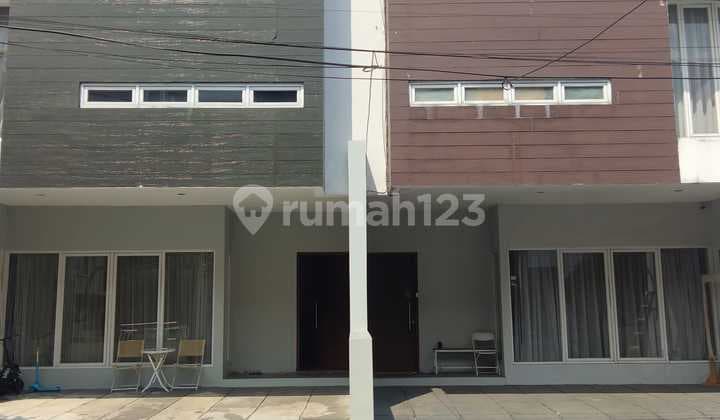 Rumah Dalam Cluster Di Veteran Unit Pojok Lokasi Strategis Bebas Banjir Cocok Untuk Pejabat Dan Boss