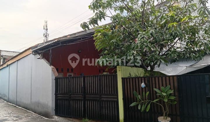Rumah di Jl Irian Teluk Pucung Jual Cepat 2 Lantai