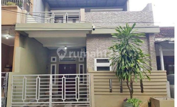Rumah Jatibening Estate 2 Lantai, Simple Dan Siap Huni