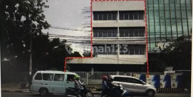 Ruko Jl.raya Mangga Besar (Lt/Lb 415/1.420 M)