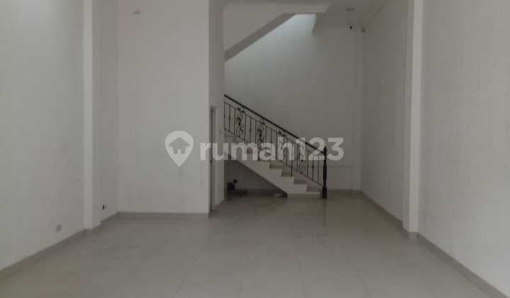 Disewakan Ruko Pejaten Murah Bagus Siap Huni