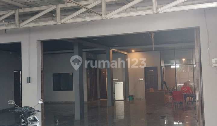 Disewakan Tempat Usaha Gandeng Bagus Posisi Ramai Perkantoran