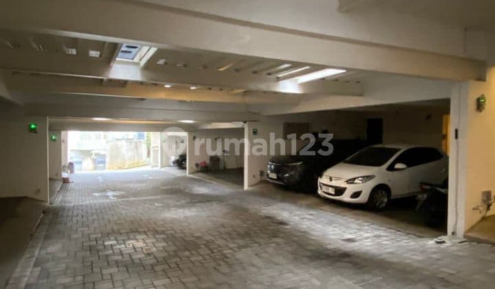 Rumah Full Furnished di Kawasan Elite Setraduta, Bandung