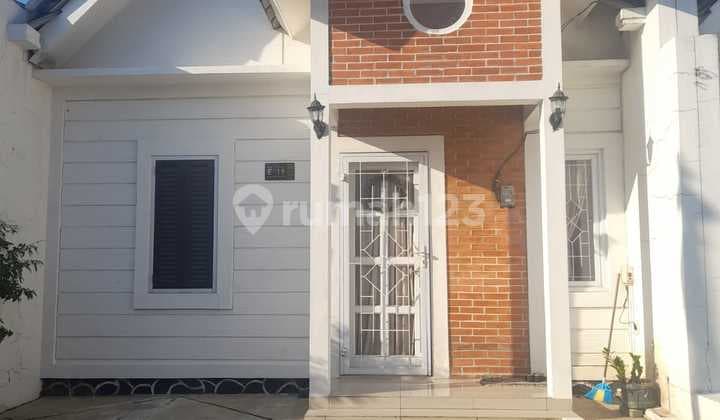 Rumah Cluster Gaya American Bebas Banjir Lokasi di Bojongkunci