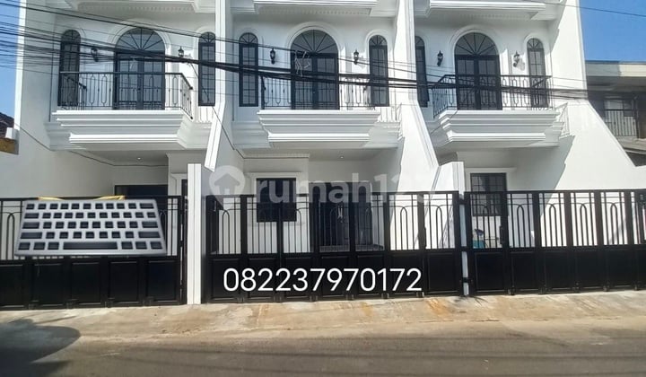 Rumah Baru Design Classic Modern Cipinang Cempedak Jakarta Timur