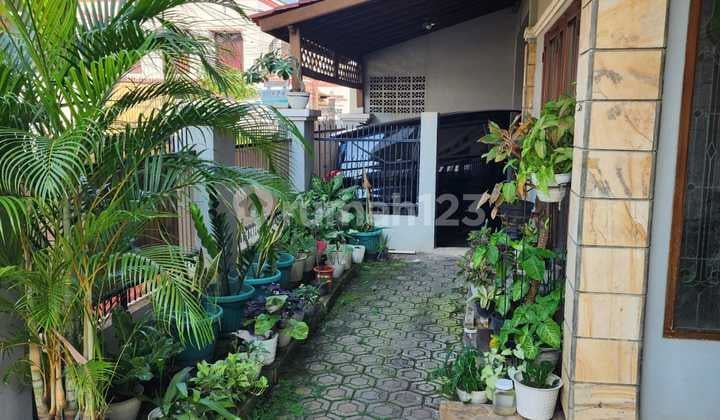 Rumah Besar Siap Huni Strategis di Duren Sawit Jakarta Timur