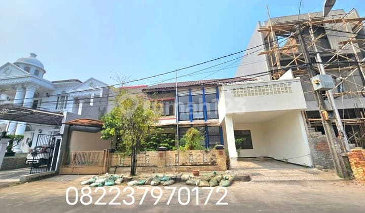 Rumah Strategis Cluster di Harapan Indah Regency Medan Satria Bekasi