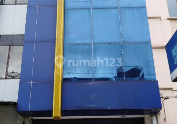 4-Story Shop House in Cideng Commercial Area, Central Jakarta
