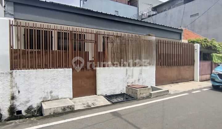 Dijual Rumah 1 Lantai Lokasi Strategis di Cideng, Jakarta Pusat