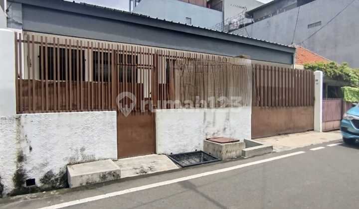 Dijual Rumah 1 Lantai Lokasi Strategis di Cideng, Jakarta Pusat