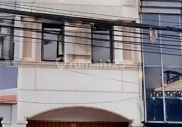 Jual Ruko Lokasi Strategis di Jakarta Pusat