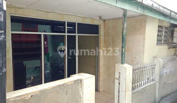 Dijual Rumah Hunian Sederhana Siap Huni di Tomang, Jakarta Barat.