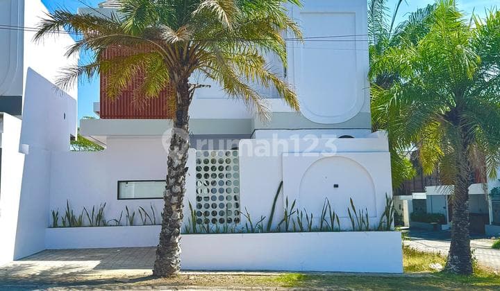 Brand New Villa Santorini, Fully Furnished Kawasan Tenang Nusa Dua
