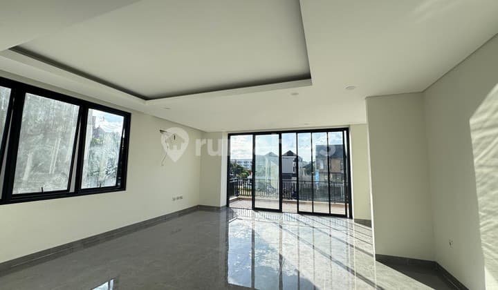 Rumah Baru dalam komplek TMII