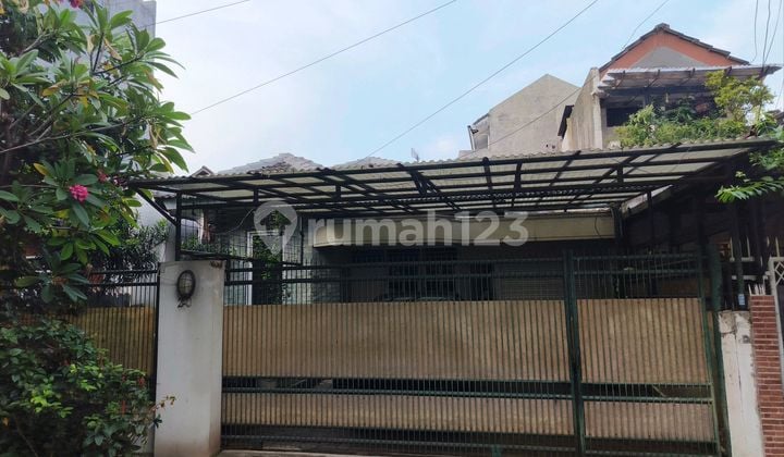 Rumah Nyaman,Rapih,Siap Huni di Kedoya Unit Langka