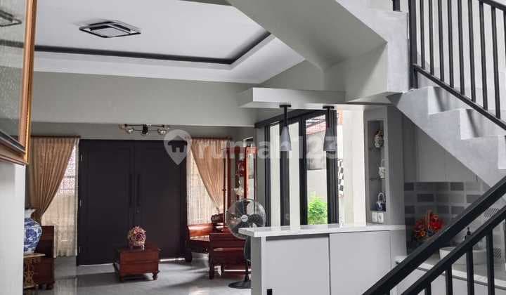 Rumah Kav Dki Siap Huni,2 Lantai,Kondisi Bagus