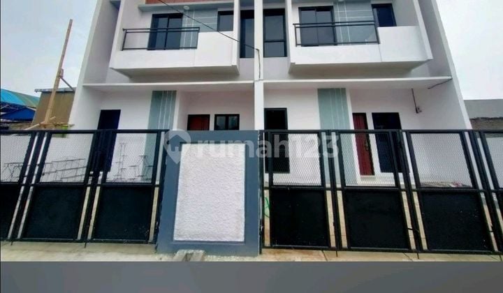 Rumah Premium Siap Huni, Nyaman dan Strategis Dekat Pintu Toll