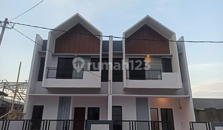 Rumah Siap Huni Tanah Luas Bebas Banjir'dekat Toll Jatiasih.