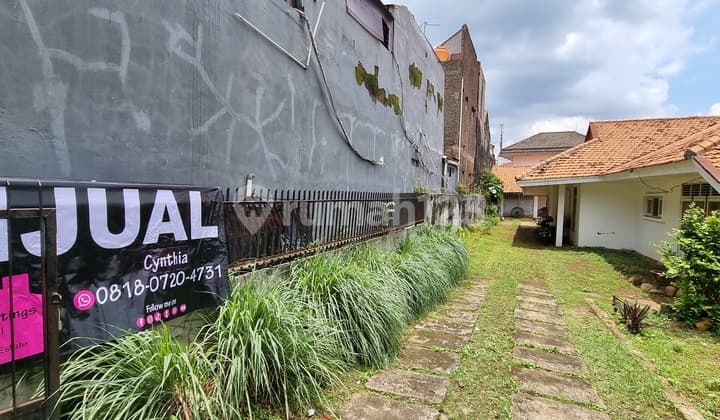 Rumah tua hitung tanah di Cipinang Cempedak SHM