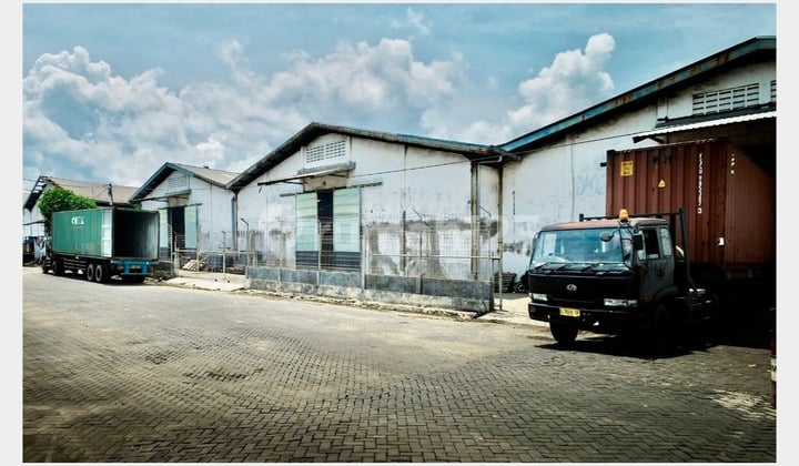 Kalianak - Gudang SHM Dekat Akses Pelabuhan bisa Kontainer 40 Feet