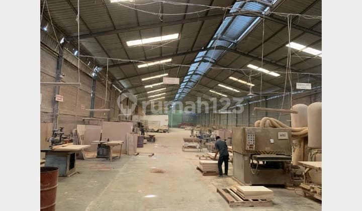 Gudang area Domas Menganti dekat tol bisa diakses kontainer