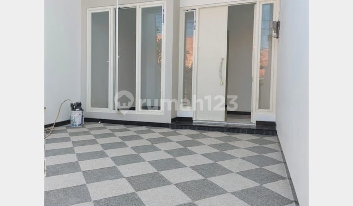 Rumah Mewah Murah Mulyosari Surabaya Timur Dekat Pakuwon City Mall & Galaxy Mall Siap Huni 2 Lantai SHM