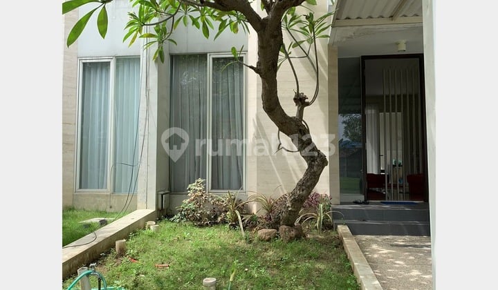 Pelican Hill Citraland Surabaya House for Rent Fully Furnished 4 Bedrooms 2 Floors | Move-in Ready | 80 Million/Year