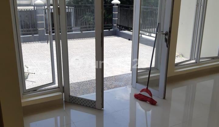 Dijual Rumah 2 Lantai. Area Legenda Wisata
