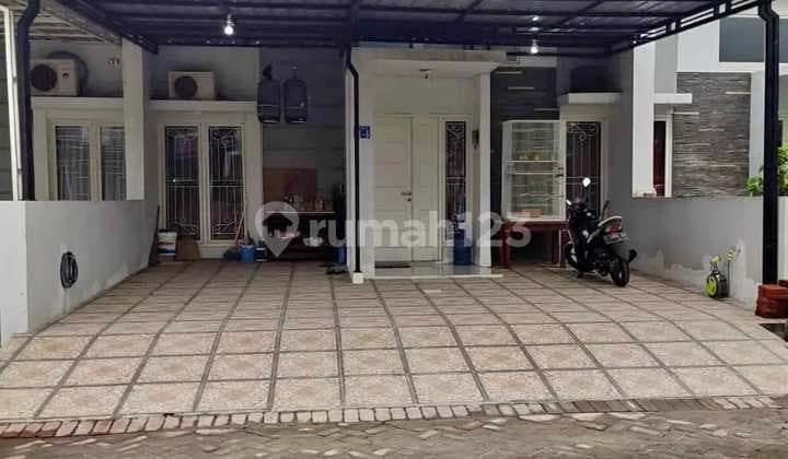 Rumah Taman Dhika Sidoarjo Bebas Banjir Dekat Tol