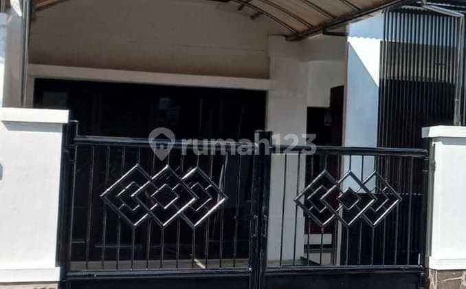 Rumah 1 Lantai Kedung Baruk Siap Huni - Lokasi Strategis
