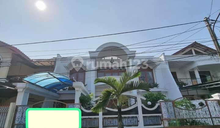 Luxury Home in South Bintaro Rarely Available