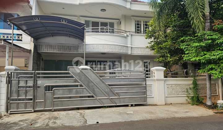 Rumah Janur Elok Kelapa Gading