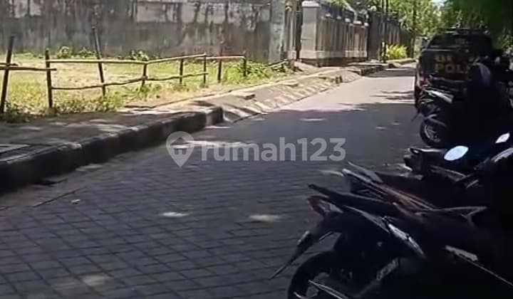 Sale of Land with an Area of 580 Square Meters