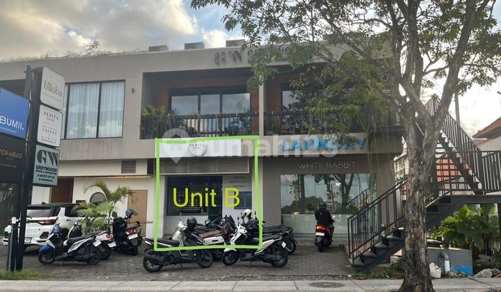 Di Kontrakkan Ruko Jl Pantai Berawa Di Kontrakkan Ruko Jl Pantai Berawa